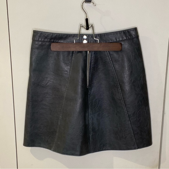 ZARA Mini Faux Leather Skirt - Picture 2 of 7